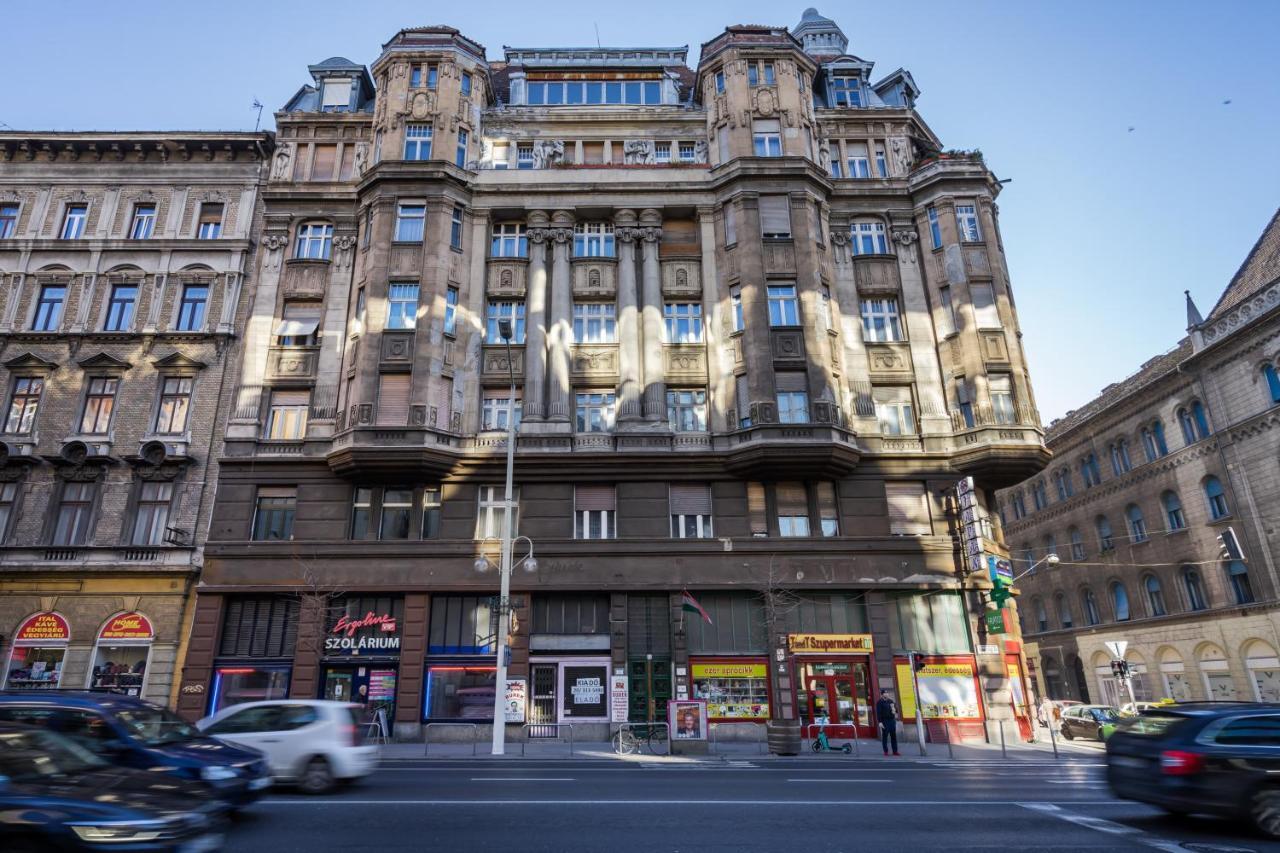 Bpr Violet Noir Apartment With A/C Budapest Esterno foto